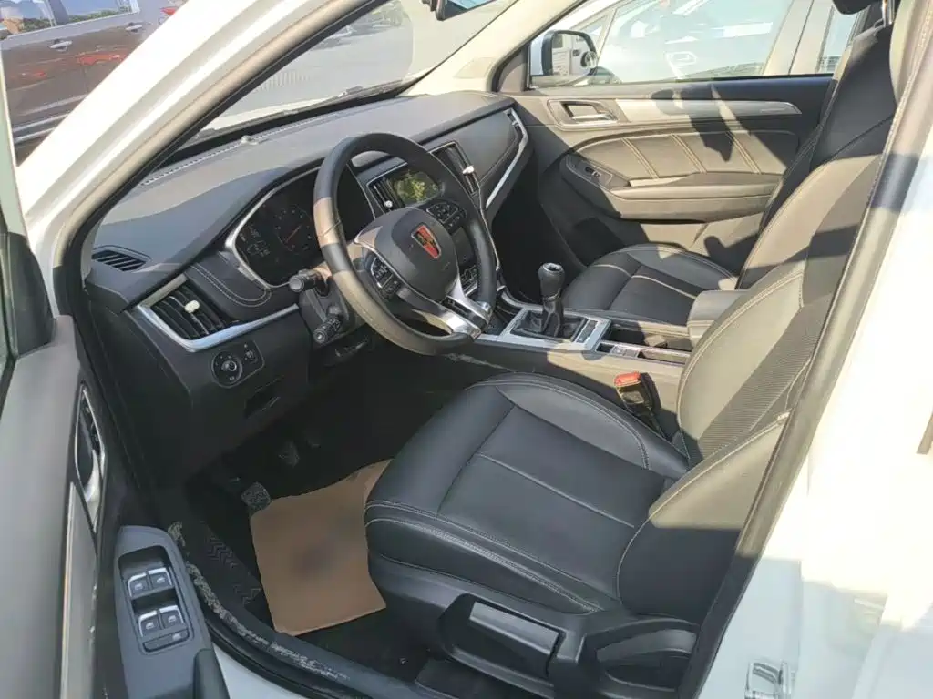 Roewe RX5 — миниатюра 15