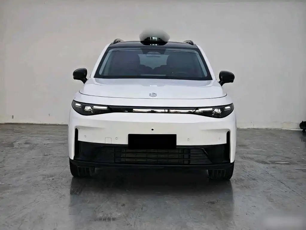 Leapmotor Leapmotor C16 — миниатюра 2
