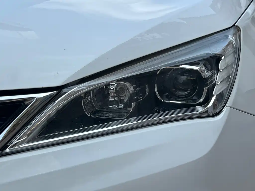 Changan Eado DT — миниатюра 10