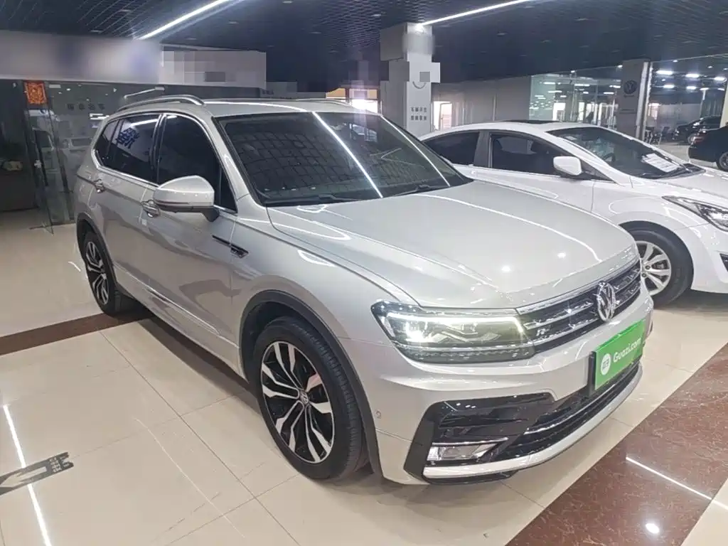 Volkswagen Tiguan L — миниатюра 4