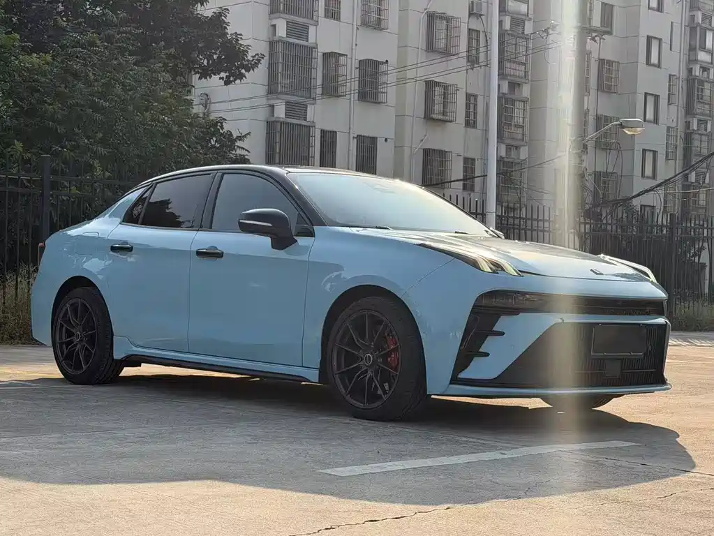 Lynk & Co 03 — миниатюра 3