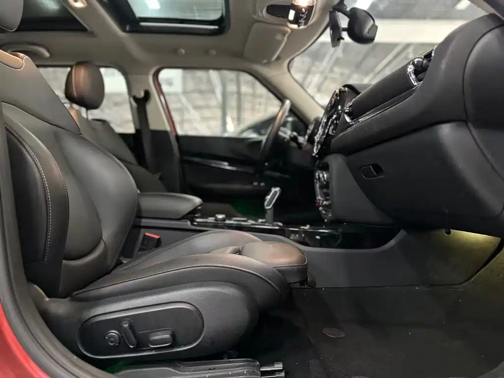 MINI Mini Clubman — миниатюра 14