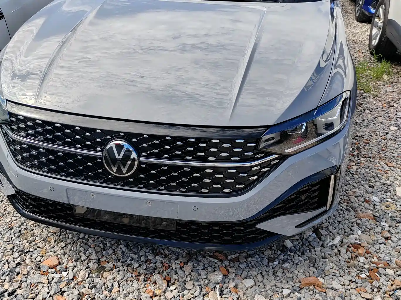 Volkswagen Lavida 2024 Silver/gray из Китая