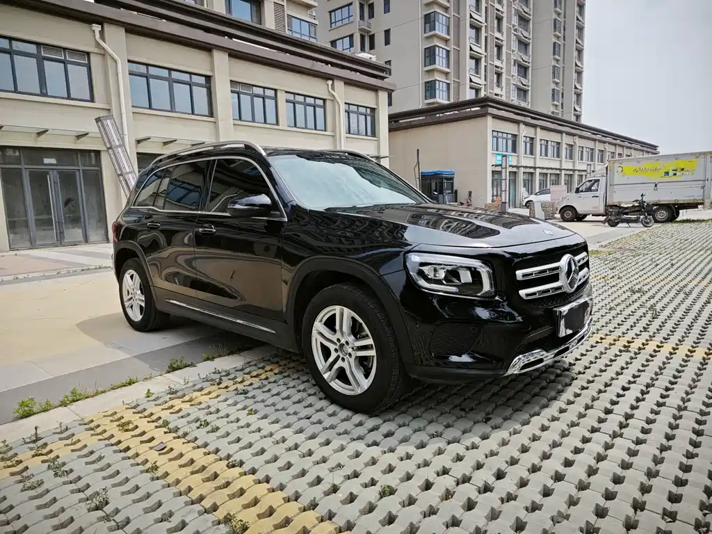 Mercedes-Benz GLB — миниатюра 3