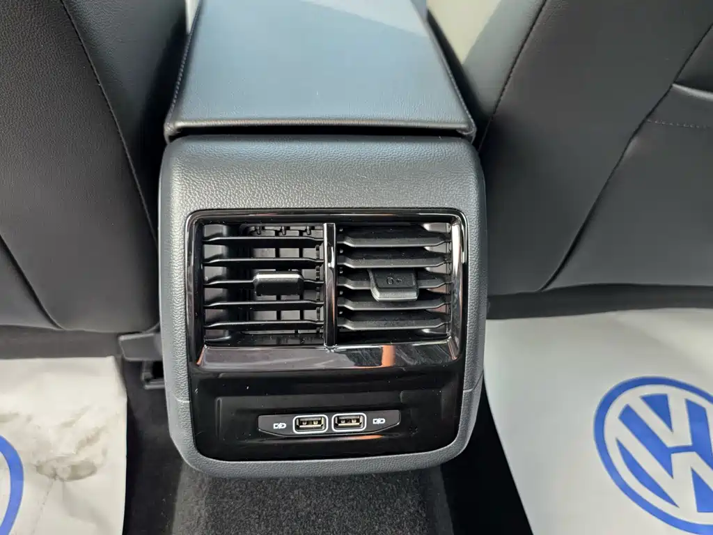 Volkswagen Sagitar — миниатюра 7