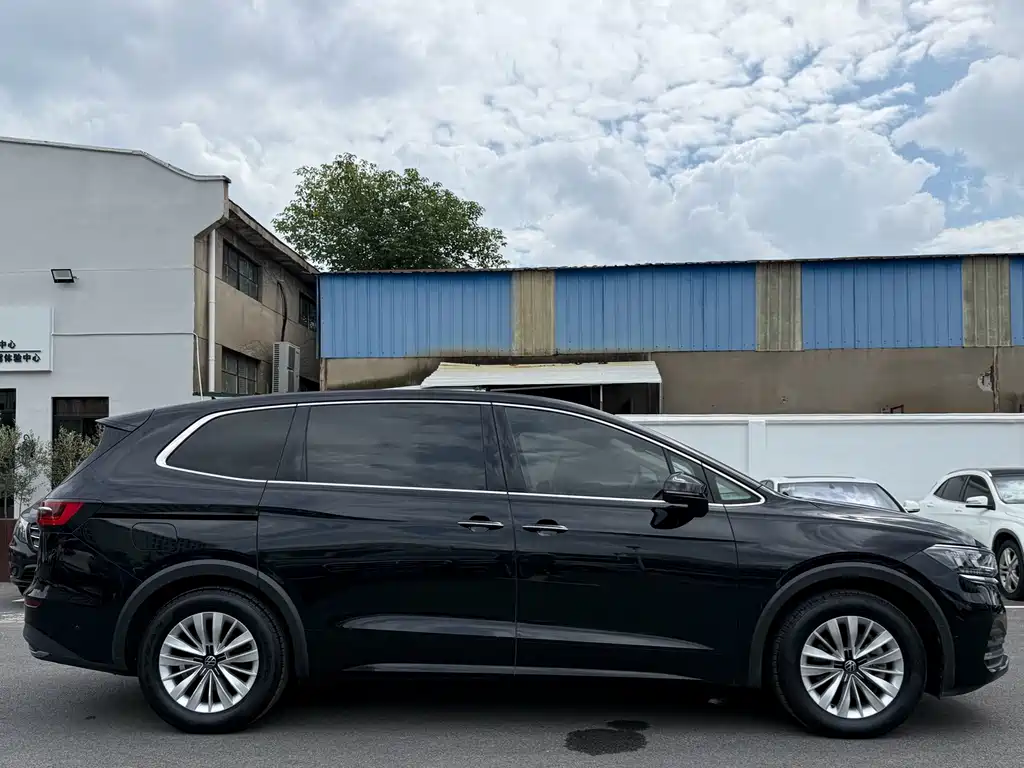 Volkswagen Viloran — миниатюра 5