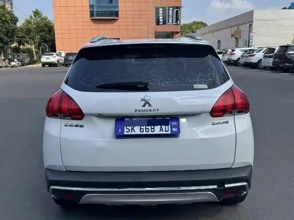 Peugeot 2008 — миниатюра 9