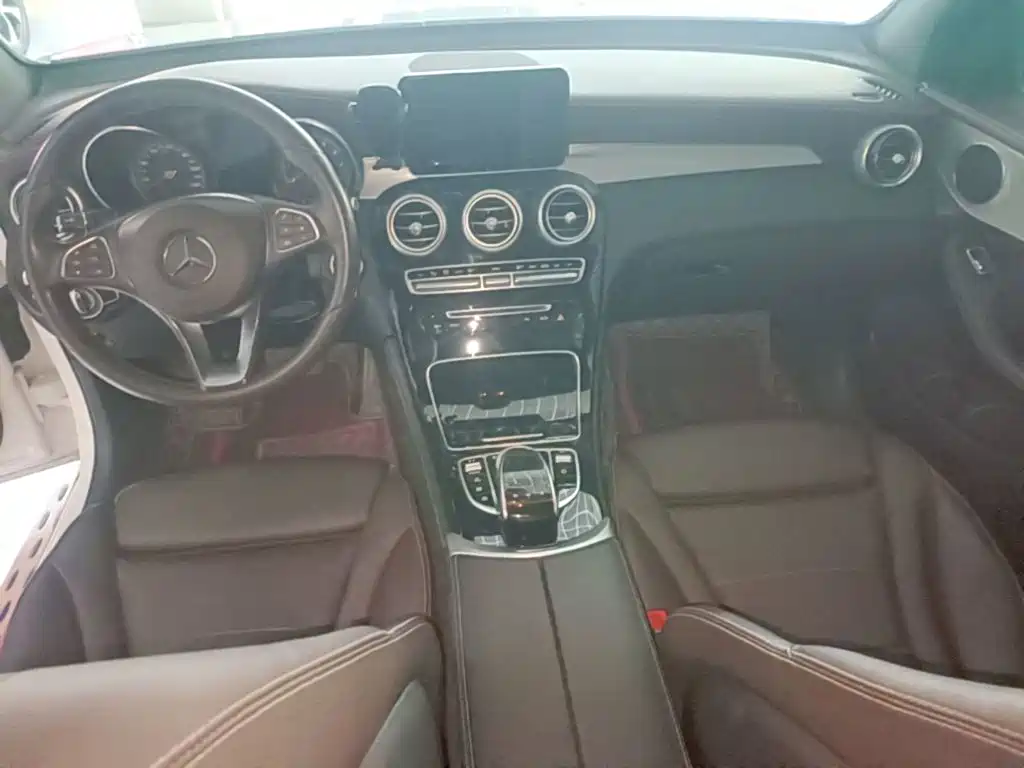 Mercedes-Benz GLC — миниатюра 10