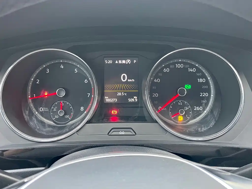 Volkswagen Tiguan L — миниатюра 25