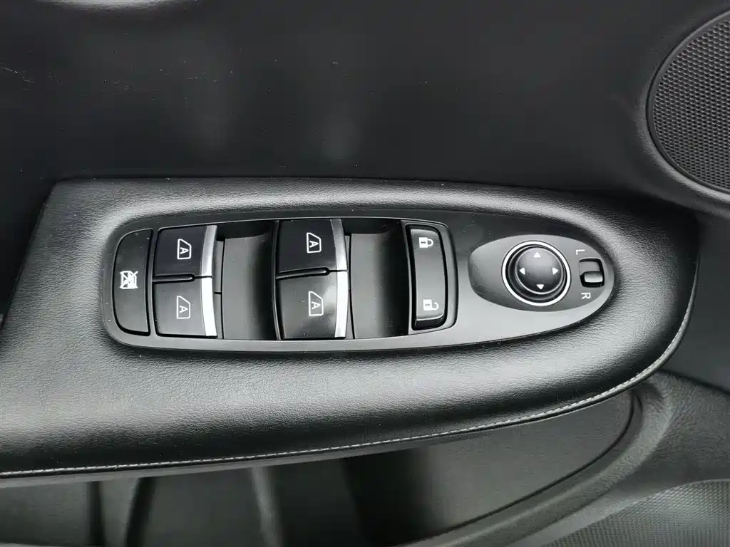 Infiniti QX50 2020 2.0T Fashion