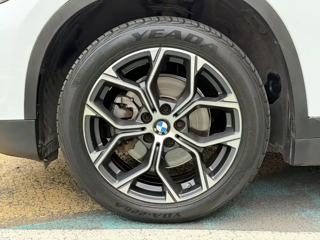 BMW X1 — миниатюра 12