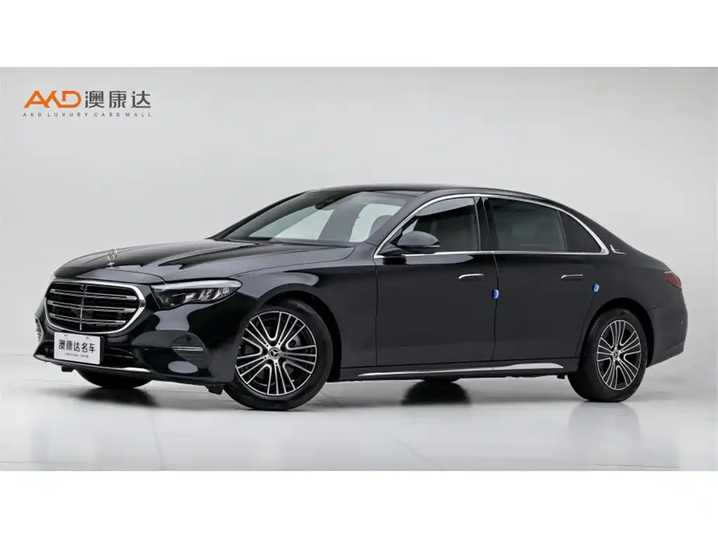 奔驰E260L/2.0T/24款 2024