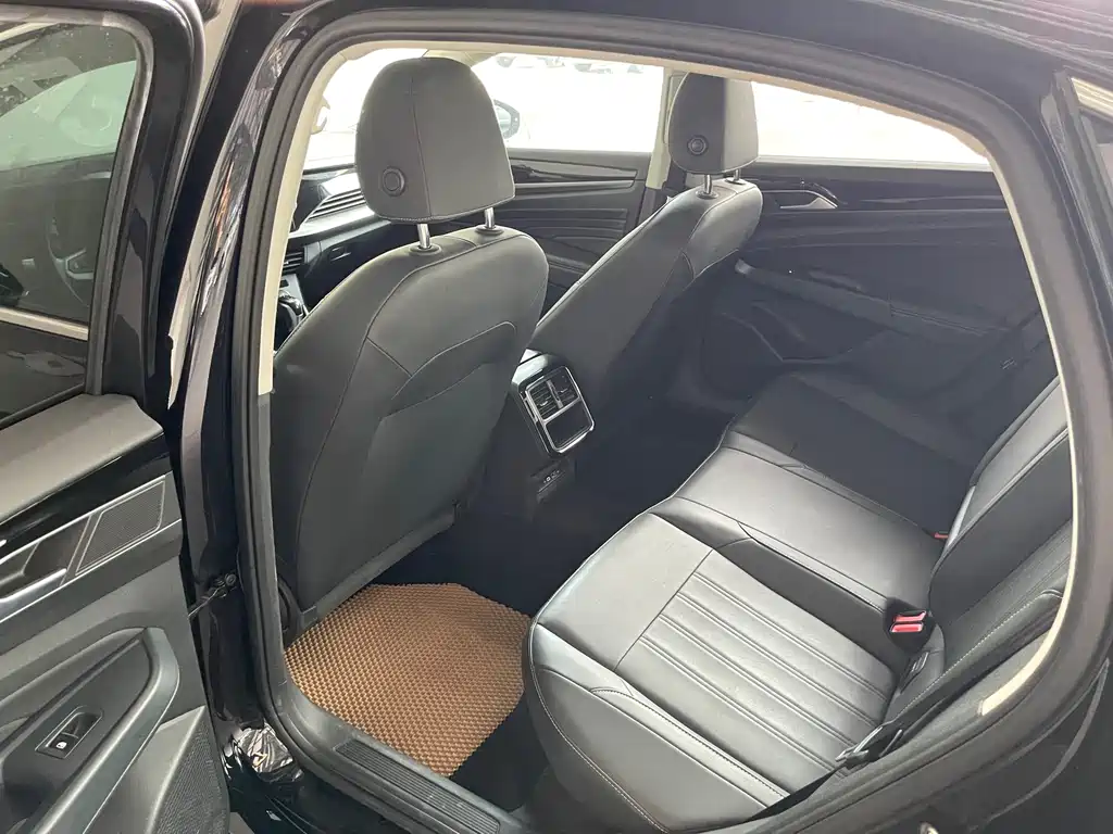 Volkswagen Passat — миниатюра 20