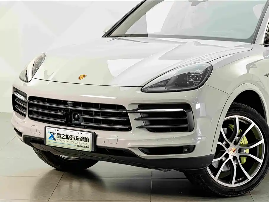 Porsche Cayenne Hybrid — миниатюра 2
