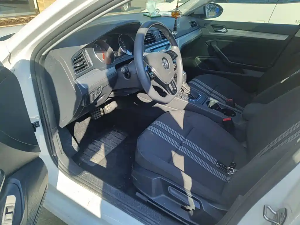 Volkswagen Lamando — миниатюра 16