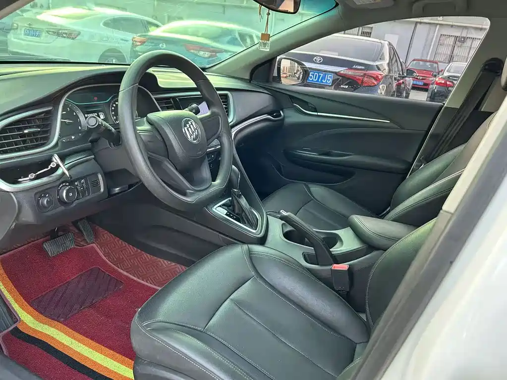 Buick Excelle — миниатюра 12