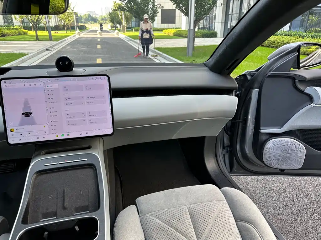 NIO ET5T — миниатюра 12