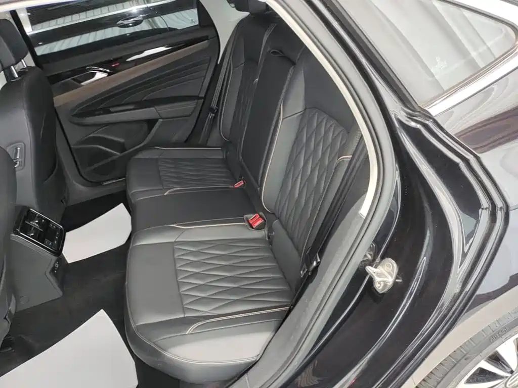 Volkswagen Passat — миниатюра 17