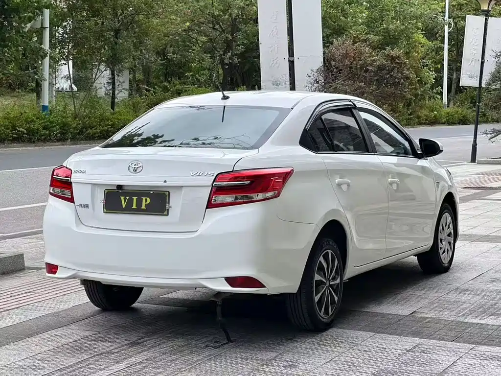 TOYOTA VIOS
