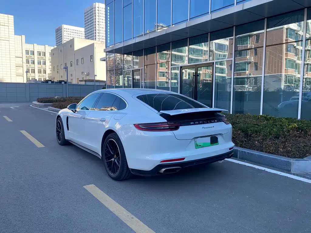 PORSCHE PANAMERA NEW ENERGY