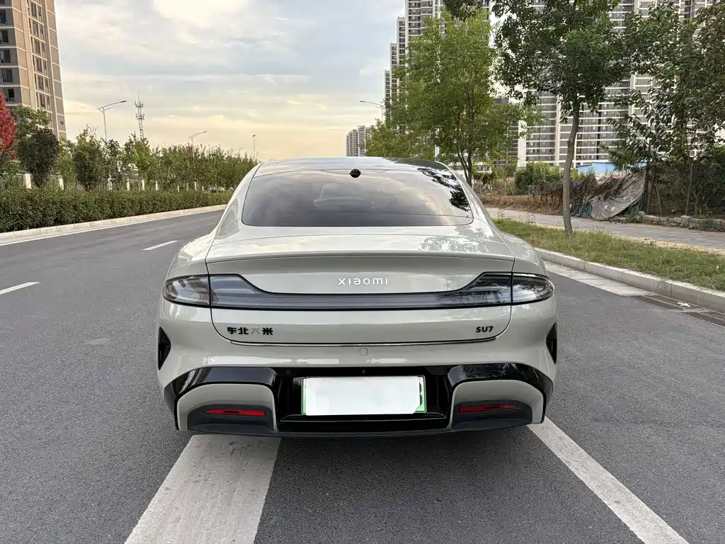Xiaomi SU7 — миниатюра 8
