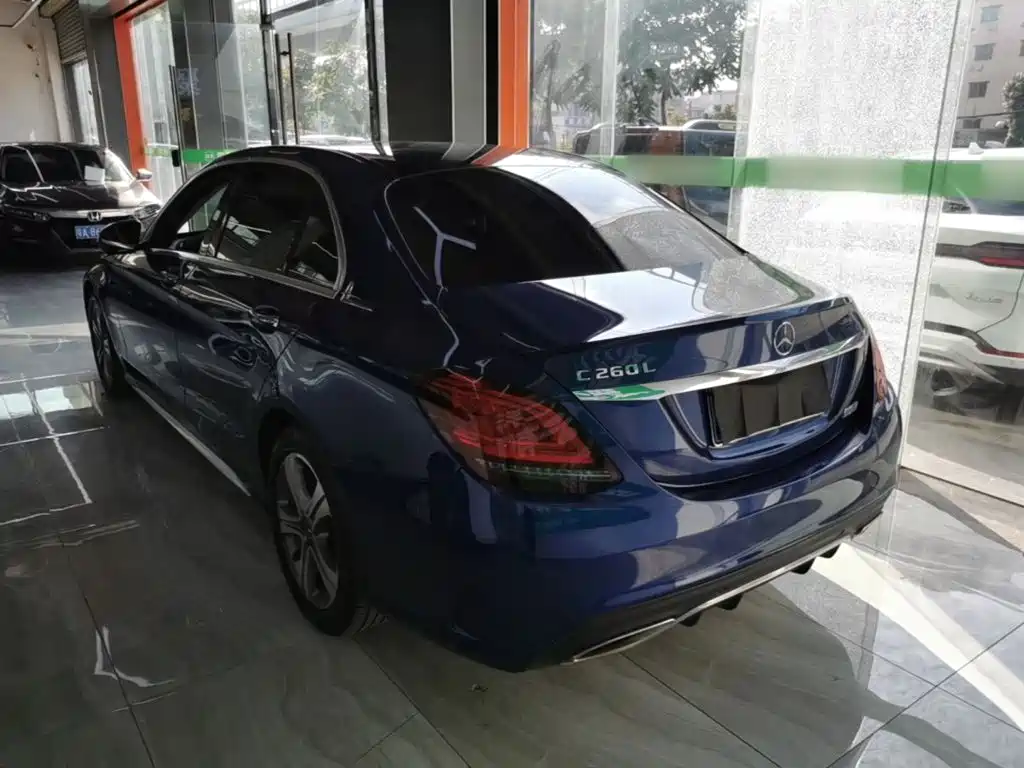 Mercedes-Benz C-Class — миниатюра 5