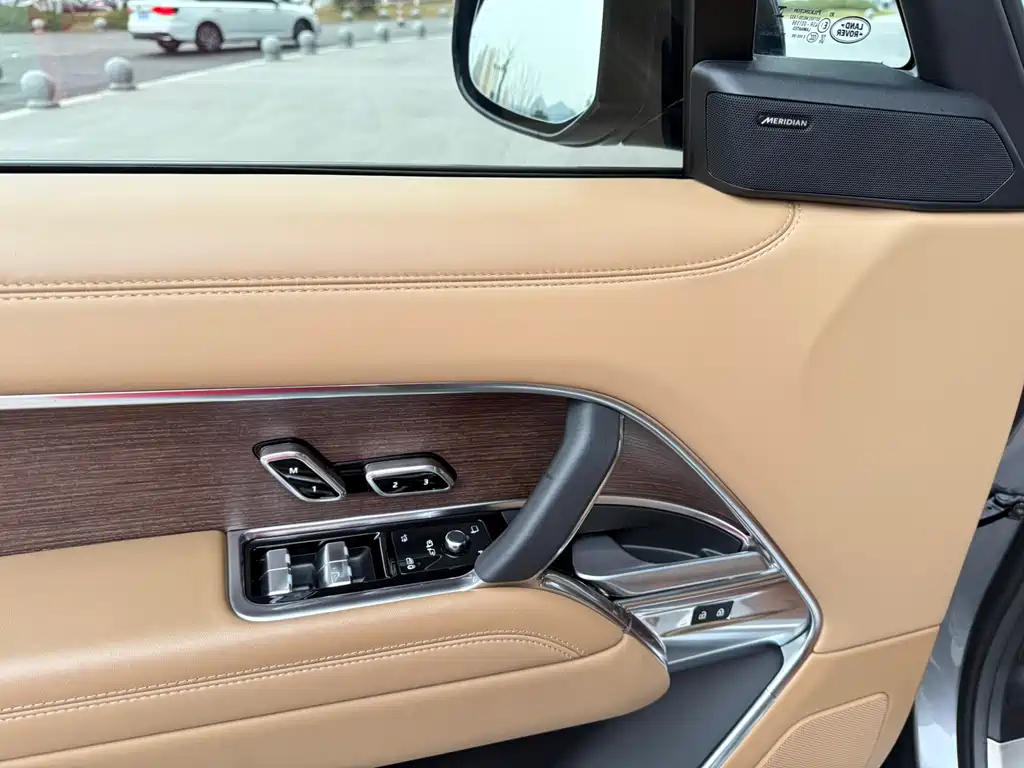 Land Rover Range Rover 2023 3.0T