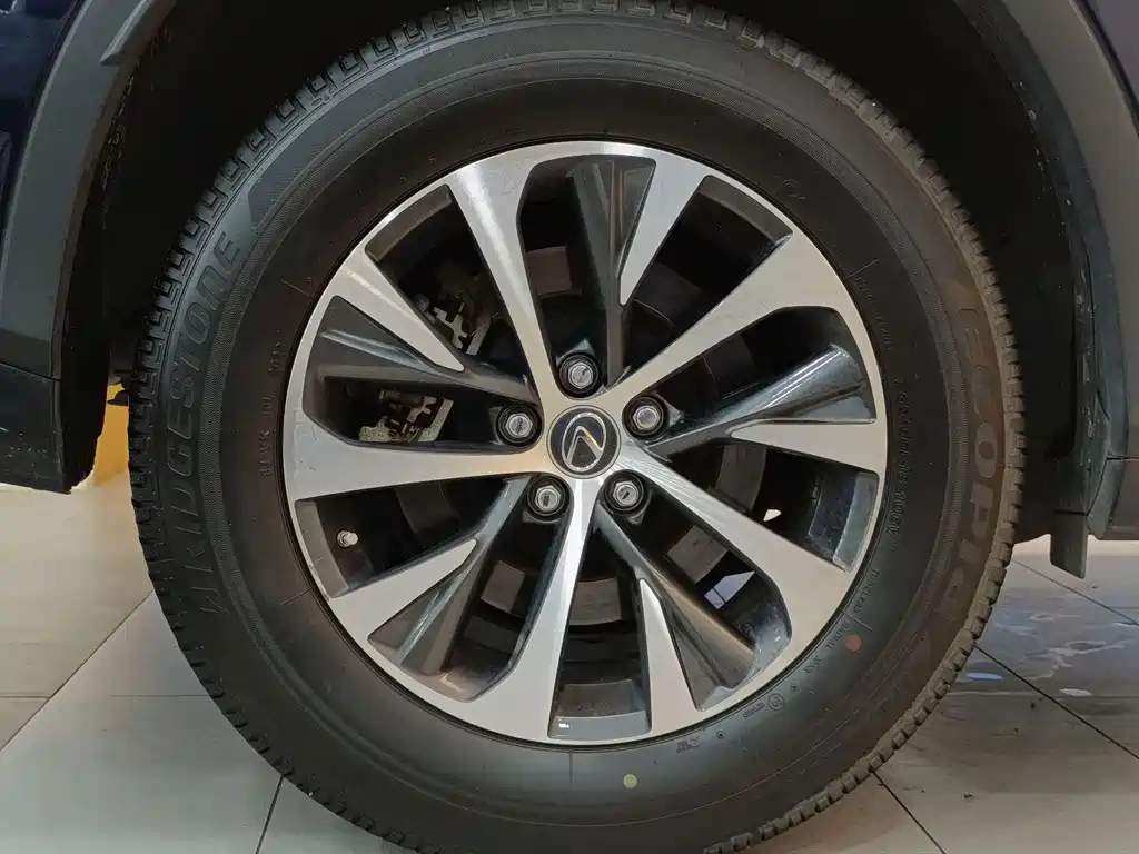 Lexus RX — миниатюра 32
