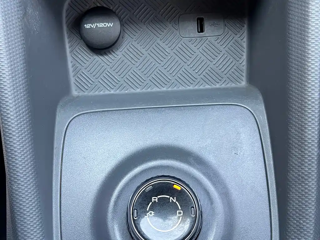 Wuling Hongguang EV — миниатюра 14