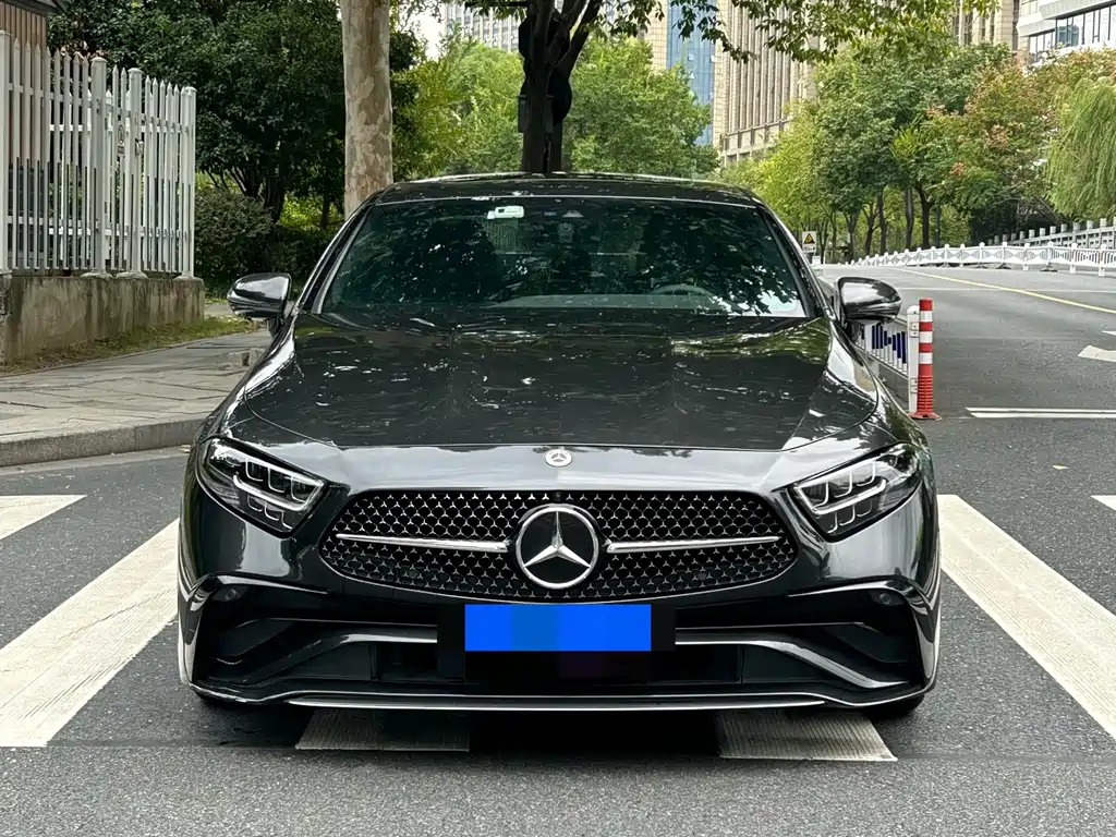 MERCEDES-BENZ CLS