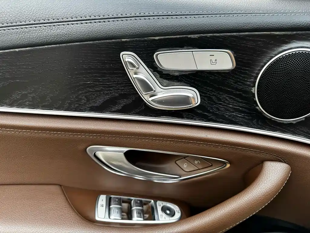 Mercedes-Benz E-Class E 2016 E 200 L Sport