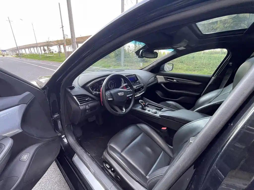 Cadillac CT5 — миниатюра 9