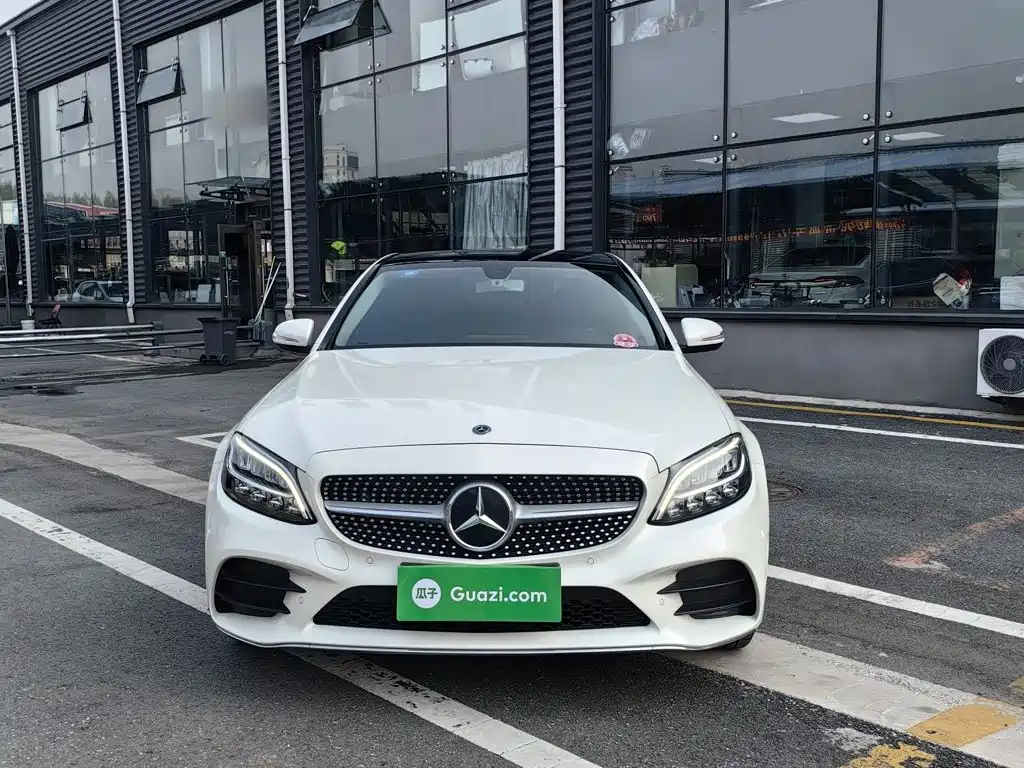 Mercedes-Benz C-Class — миниатюра 4