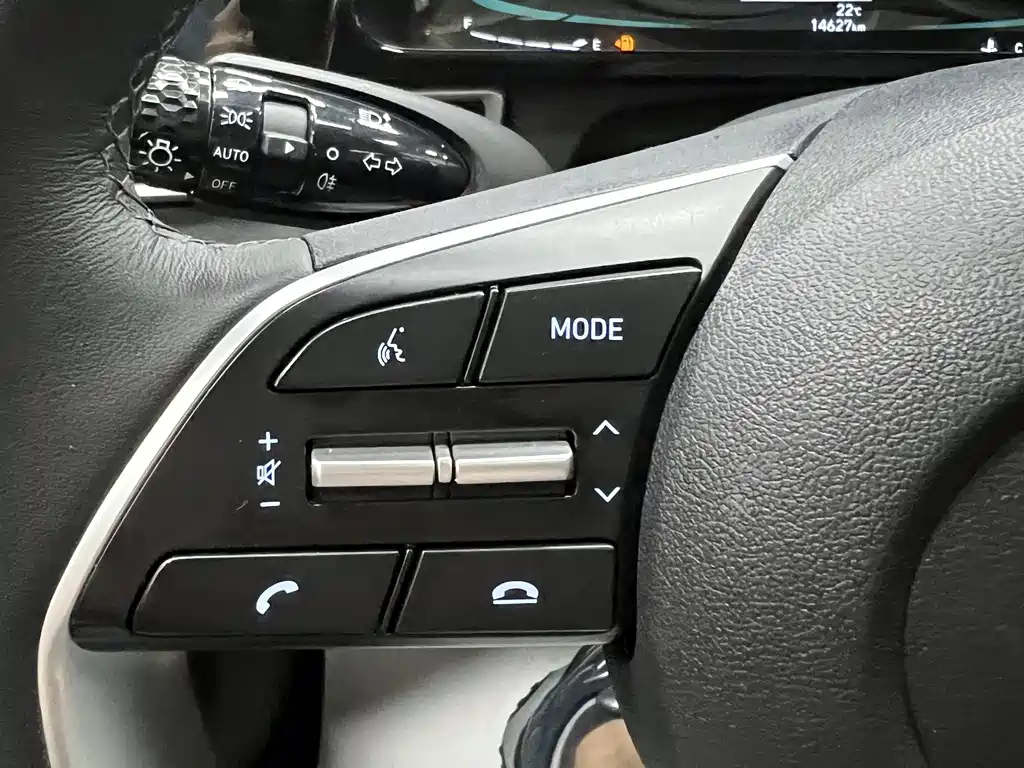 Hyundai Elantra — миниатюра 17