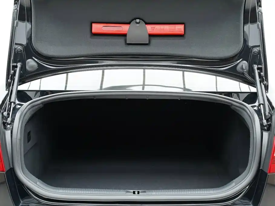 Audi A6L — миниатюра 37