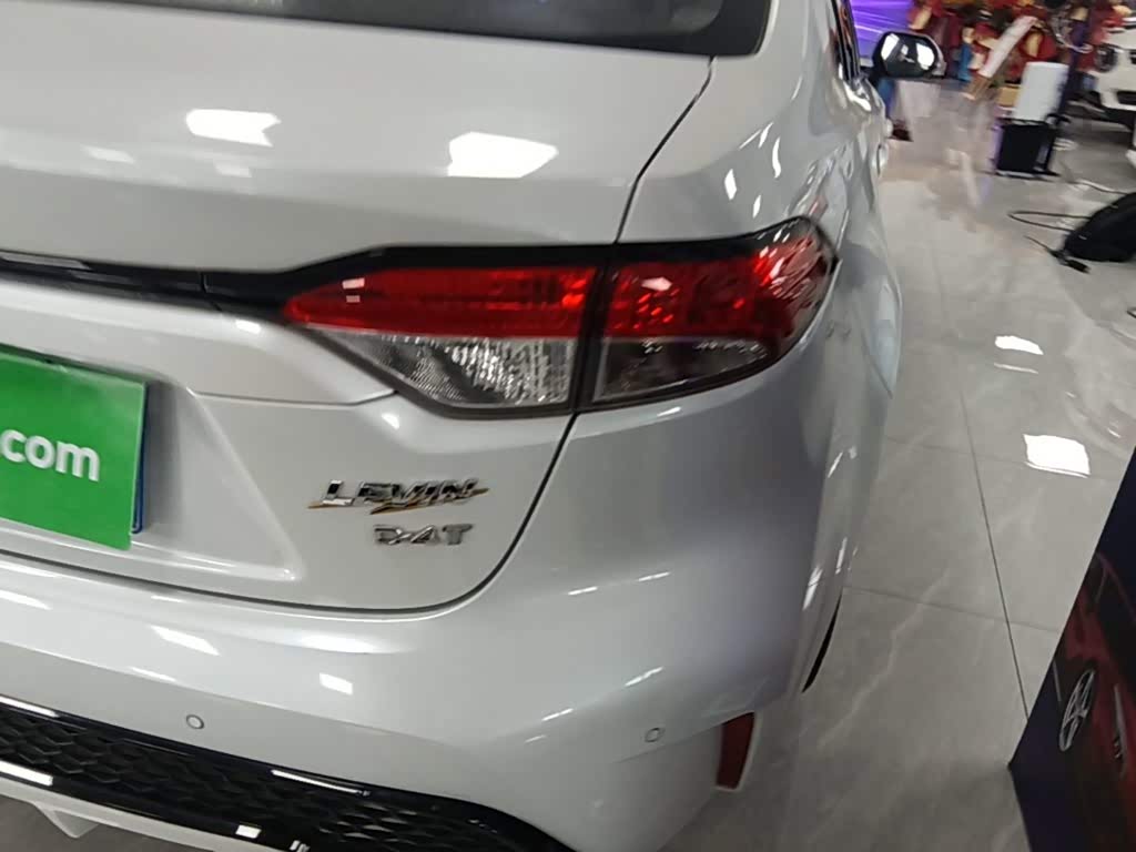 Toyota Levin 1.2 л 2021 г. Белый, пробег 33100 км