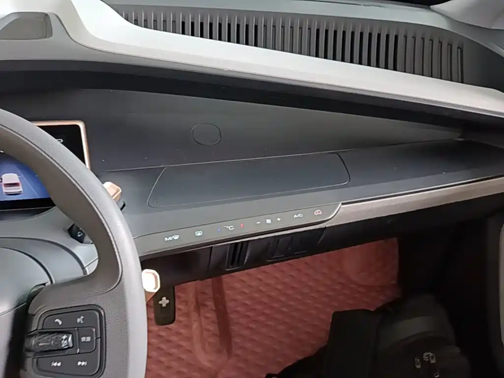 Wuling Nano EV — миниатюра 13