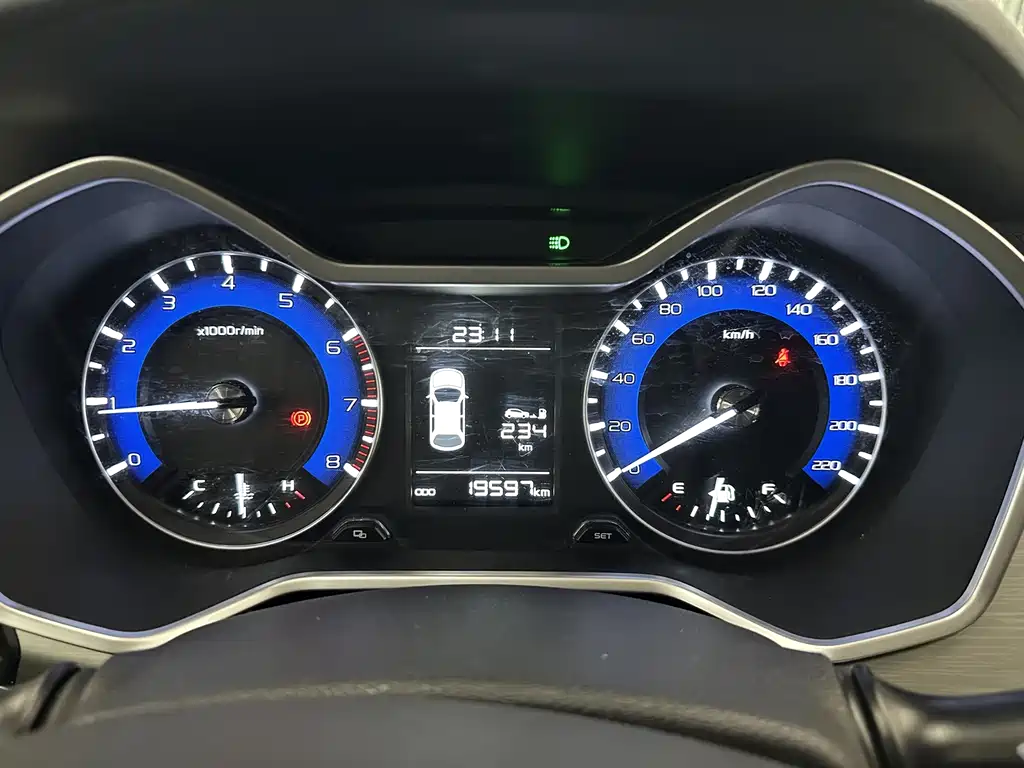 Geely Vision X3 — миниатюра 4