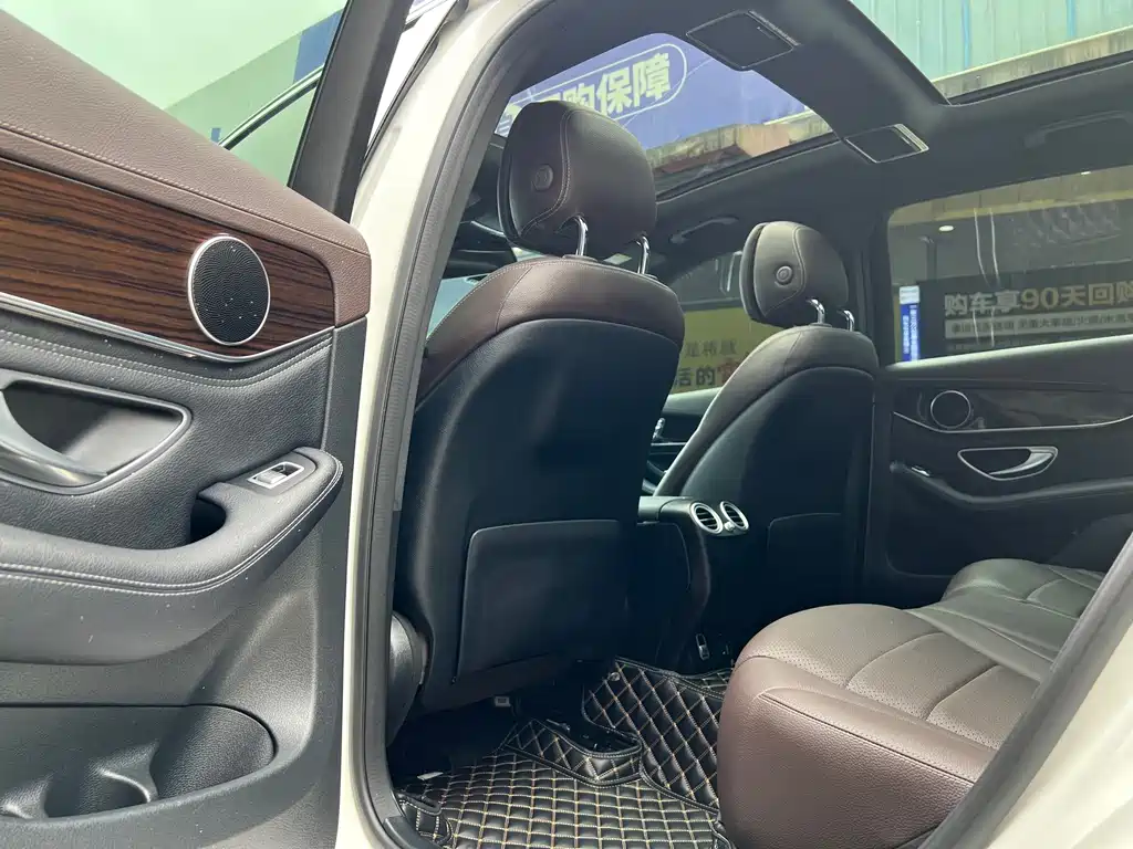 Mercedes-Benz GLC — миниатюра 8
