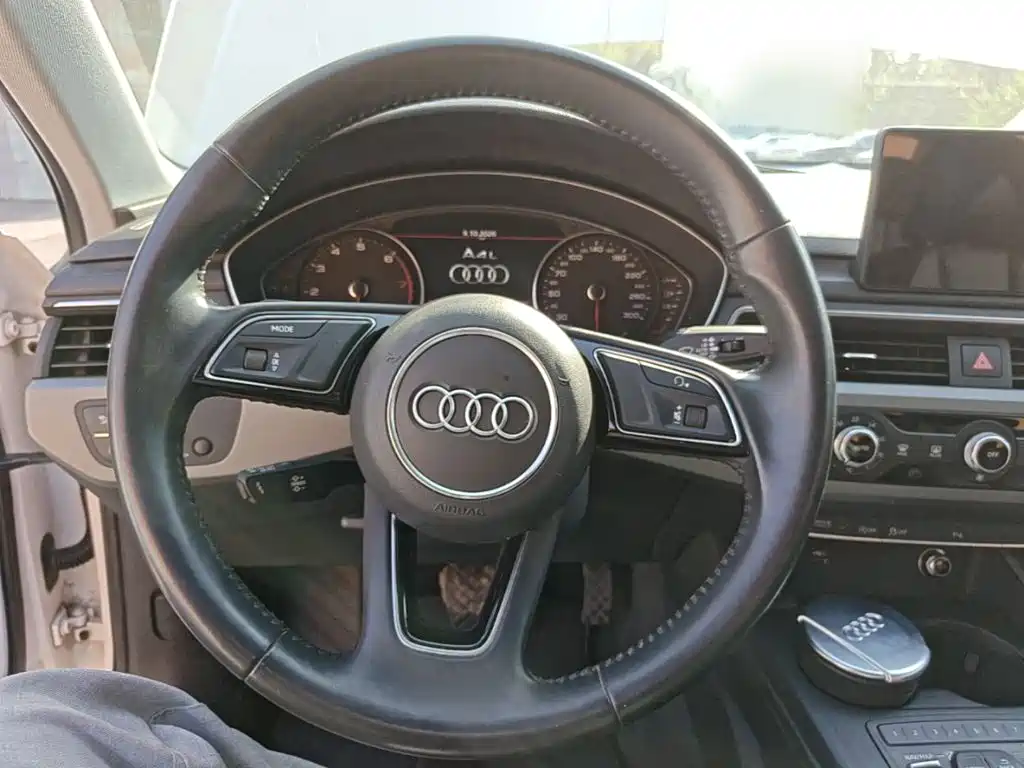 Audi A4L — миниатюра 11