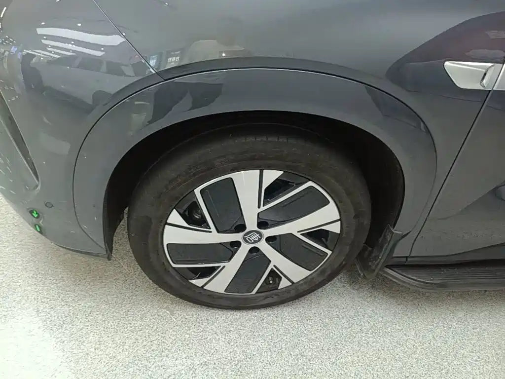 BYD Tang L — миниатюра 23