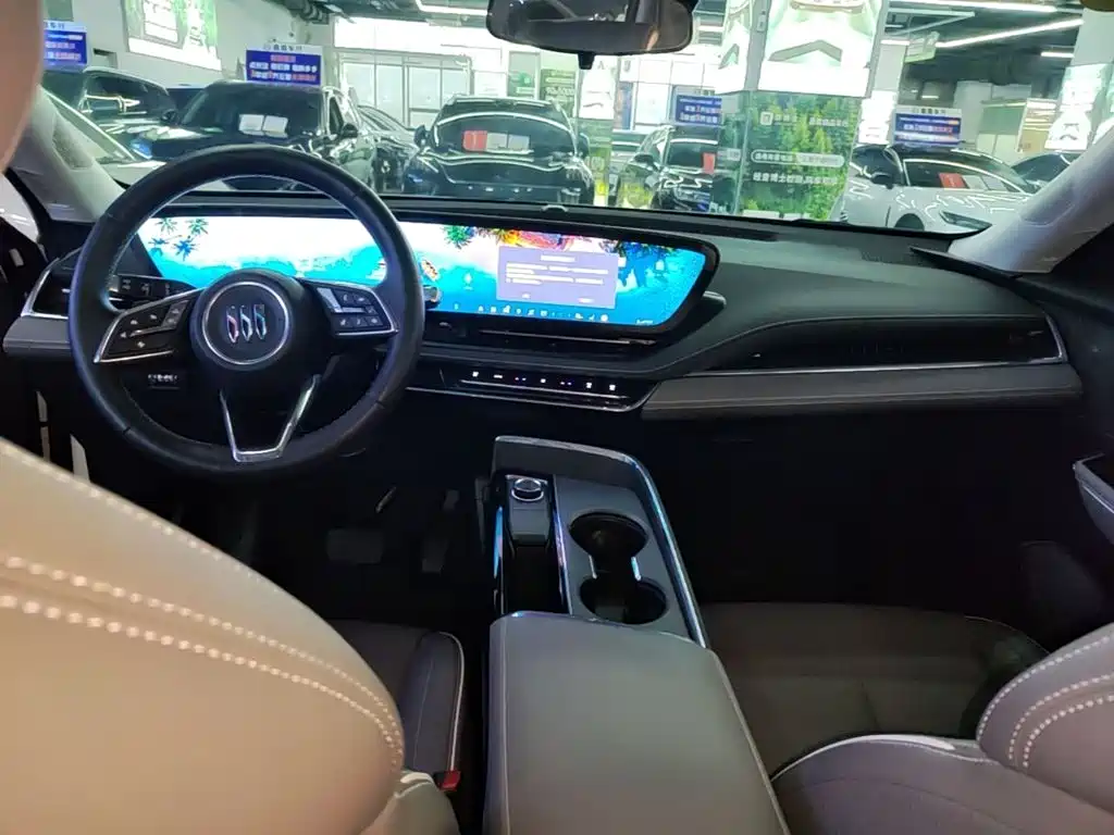 Buick E5 — миниатюра 10