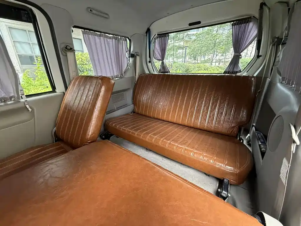 Suzuki Landi — миниатюра 9