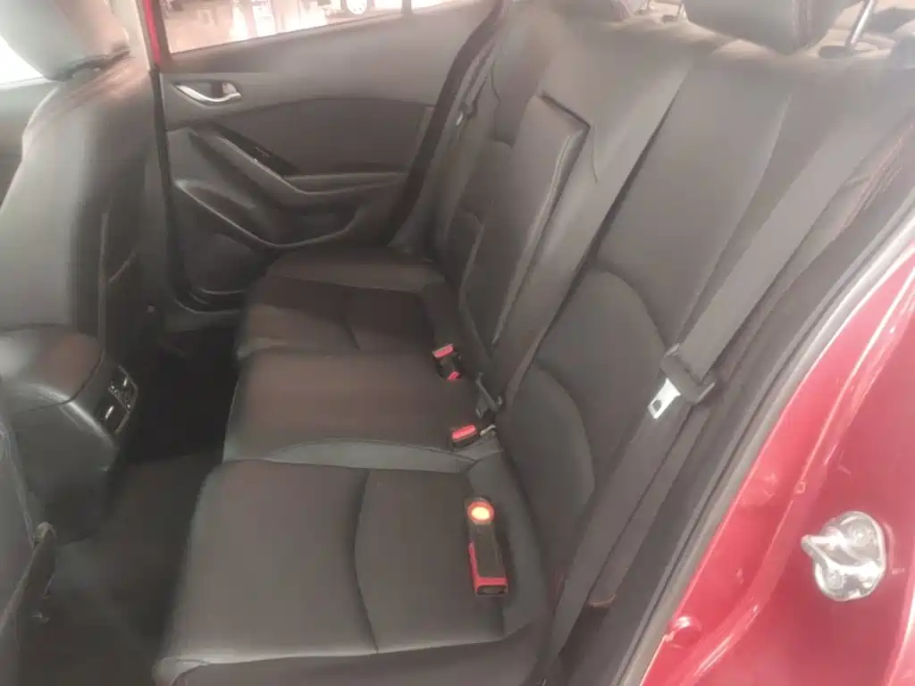 Mazda 3 Axela — миниатюра 17