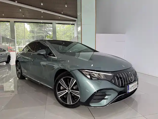 Mercedes-Benz EQE 2025 500 4 MATIC — фото 1