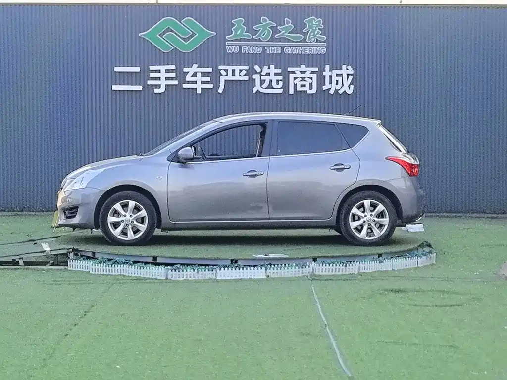 Nissan Tiida — миниатюра 19