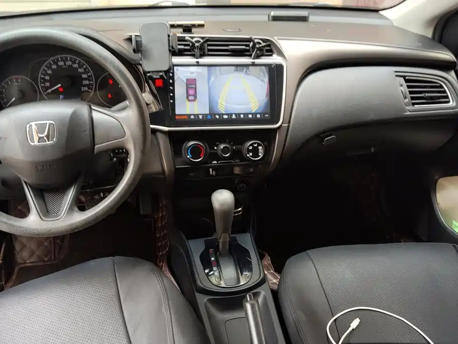 Honda City — миниатюра 13
