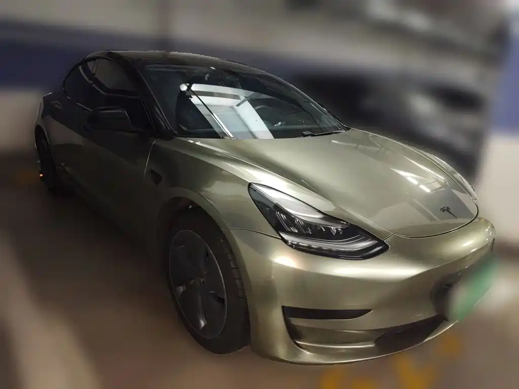 Tesla Model 3 — миниатюра 24