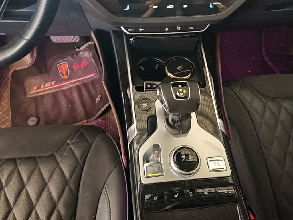 Hongqi Hongqi HS5 — миниатюра 14