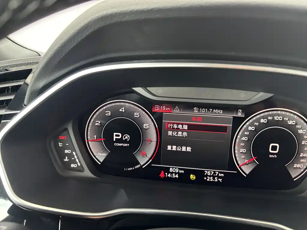 Audi Q3 Sportback — миниатюра 16